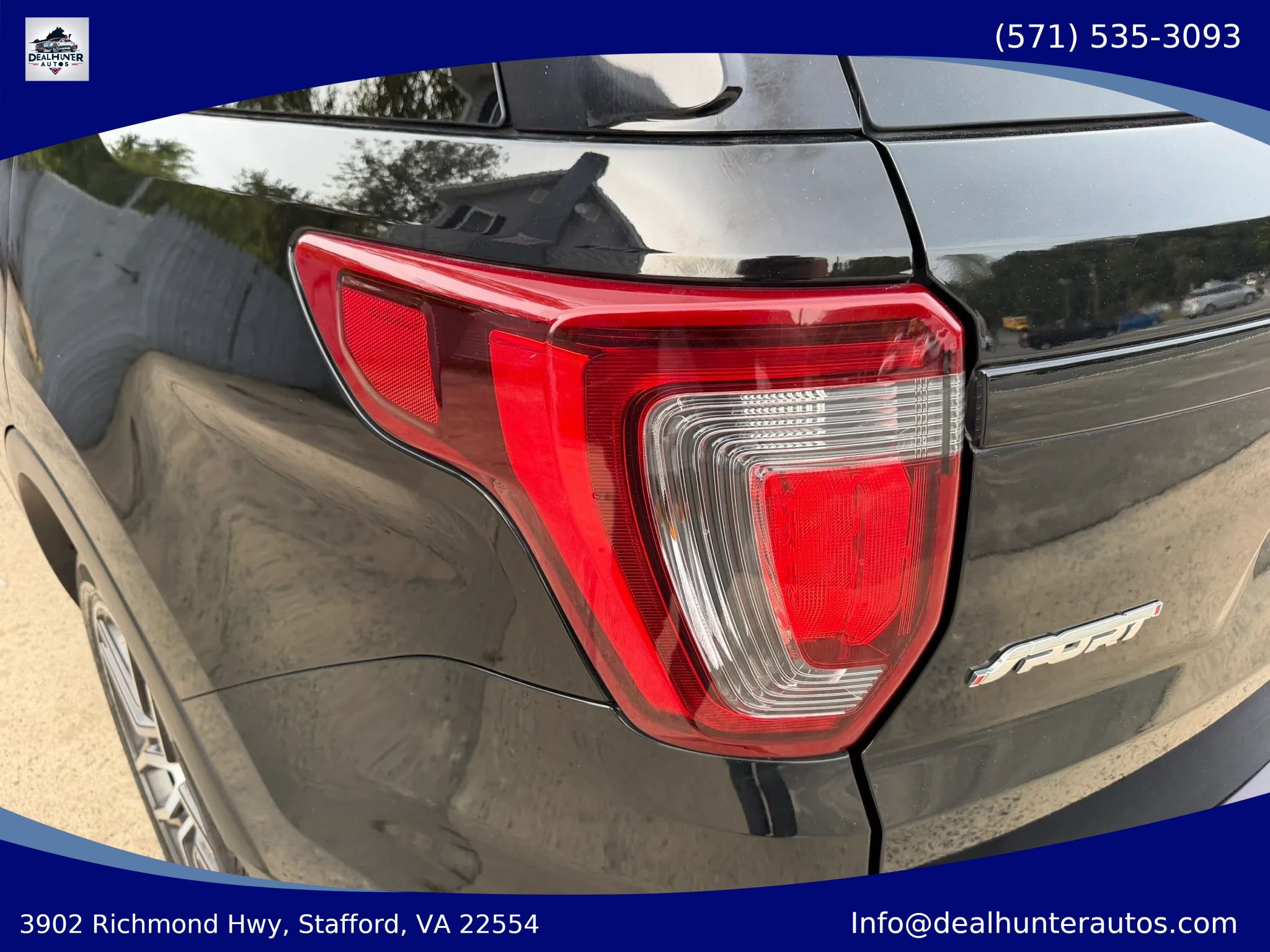 Used 2017 Ford Explorer Sport w/ Equipment Group 401A AWD/4WD image 11