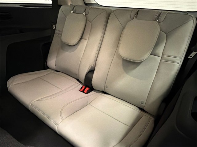 New 2026 Lincoln Aviator AWD image 18