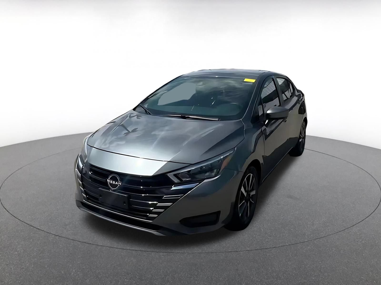 Used 2025 Nissan Versa SV FWD image 7