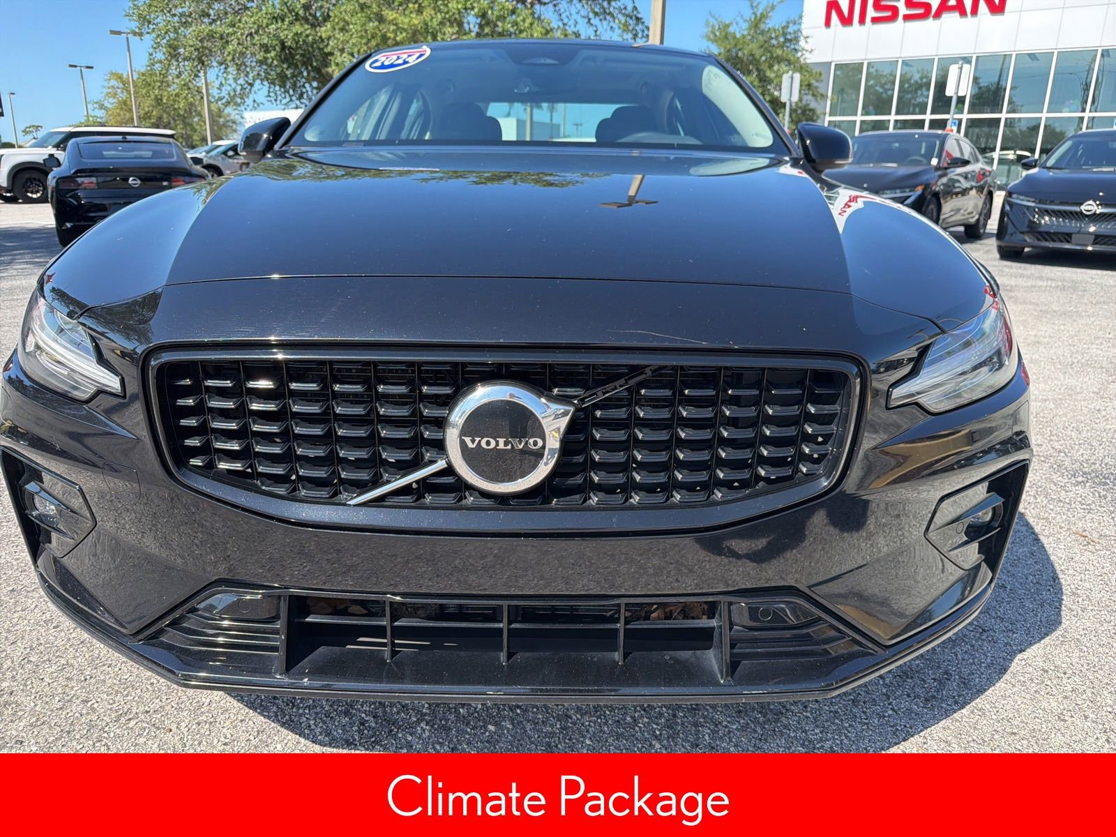 Used 2024 Volvo S60 B5 Core FWD image 3