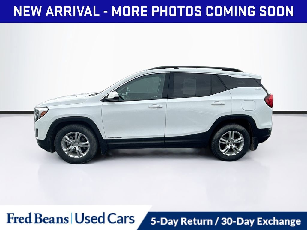 Used 2020 GMC Terrain SLE w/ Driver Convenience Package image 4