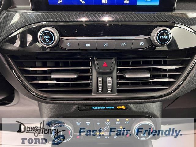 Used 2024 Ford Escape ST-Line image 44
