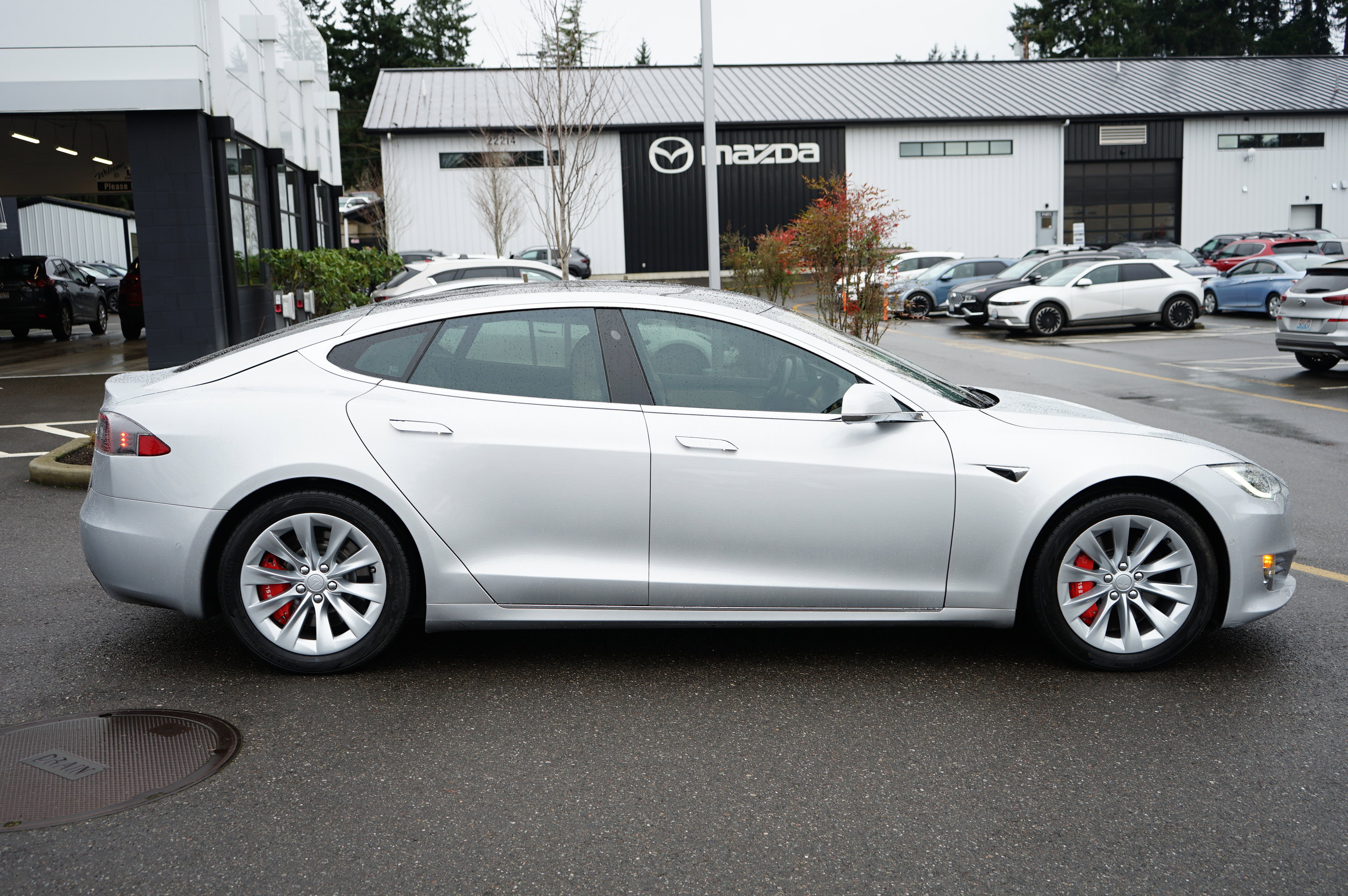 Used 2018 Tesla Model S 100D image 2