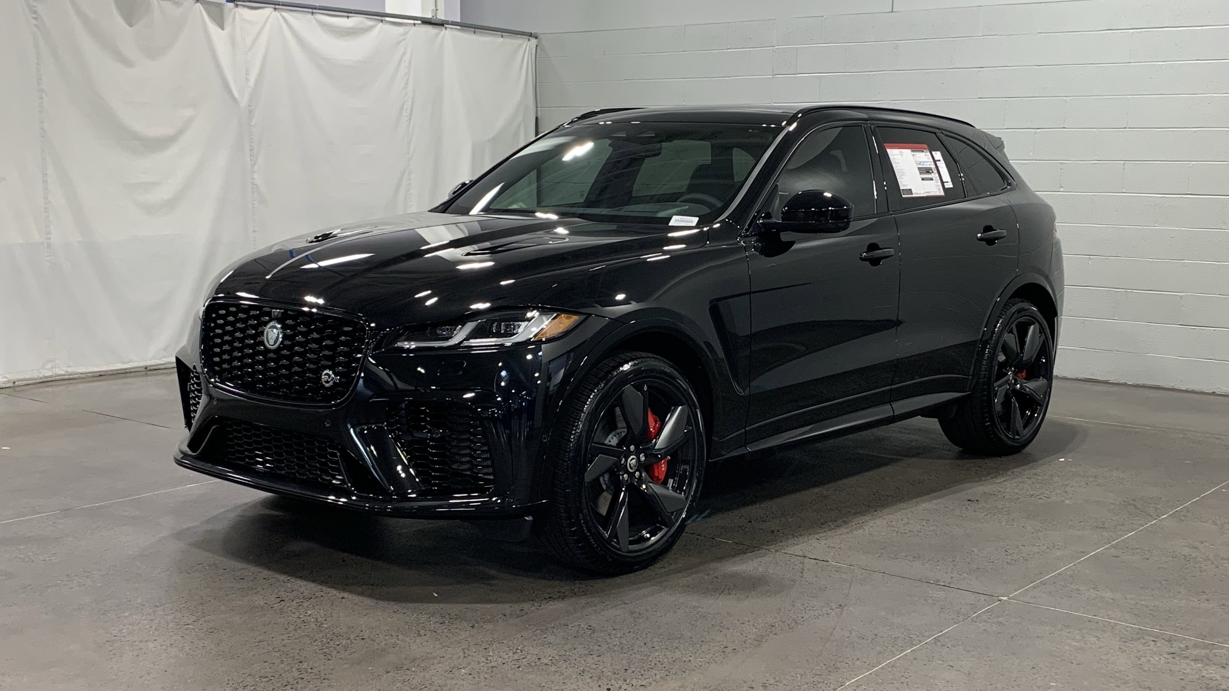 New 2026 Jaguar F-PACE SVR 575 Edition image 1