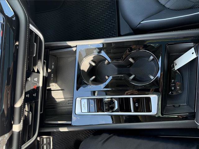 Used 2025 Volkswagen Atlas SEL Premium R-Line AWD/4WD image 17