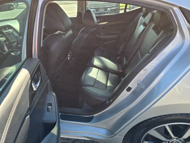 Used 2020 Nissan Maxima 3.5 SL w/ Floor Mat Group image 10