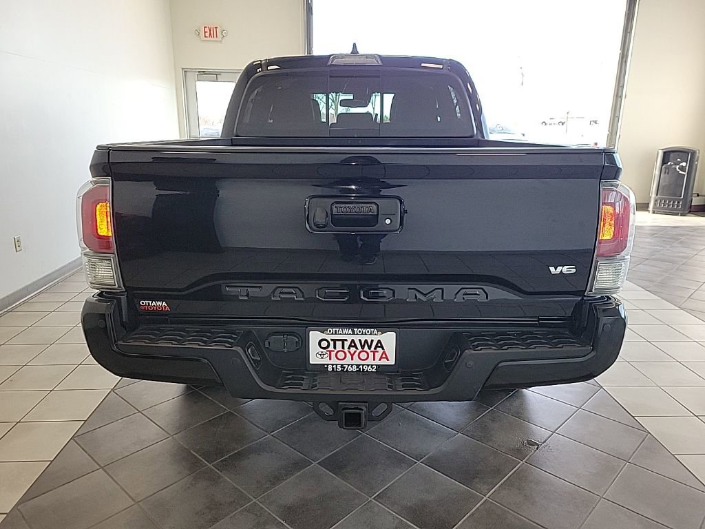 Used 2023 Toyota Tacoma TRD Off-Road w/ Technology Package image 6