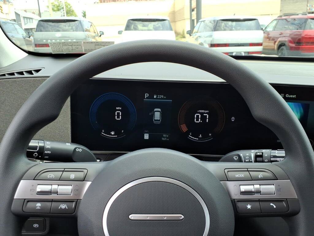 New 2027 Hyundai Kona SE AWD/4WD image 11