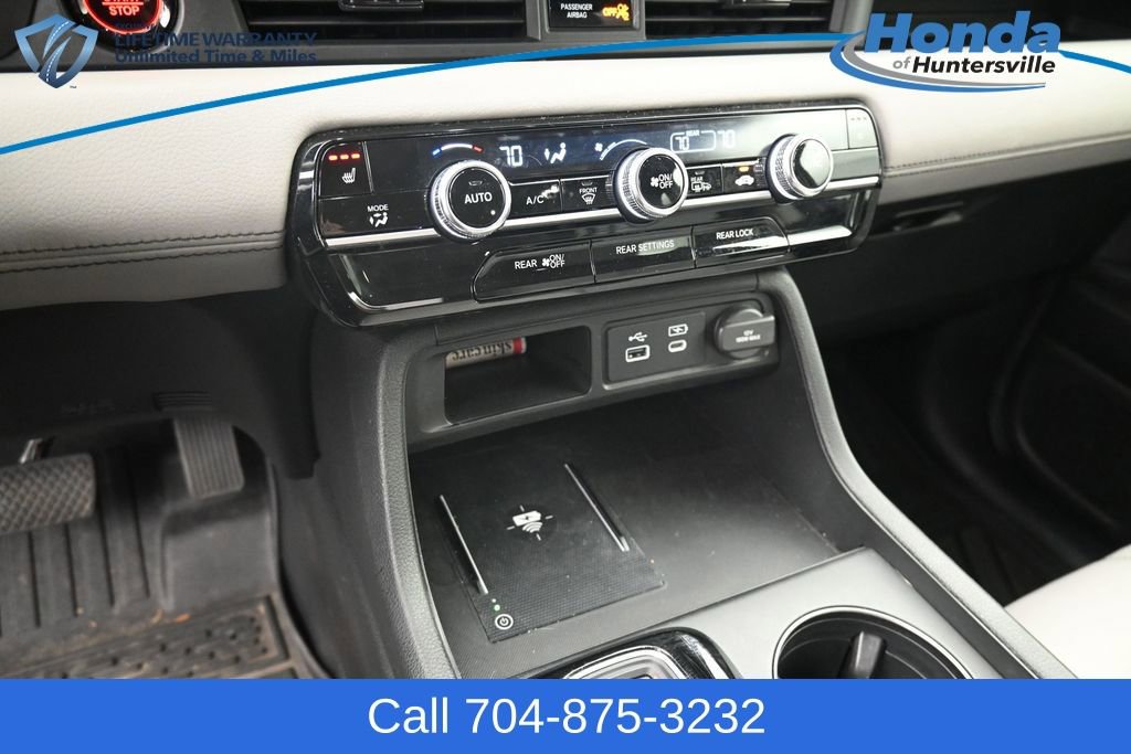 Used 2025 Honda Pilot EX-L image 13
