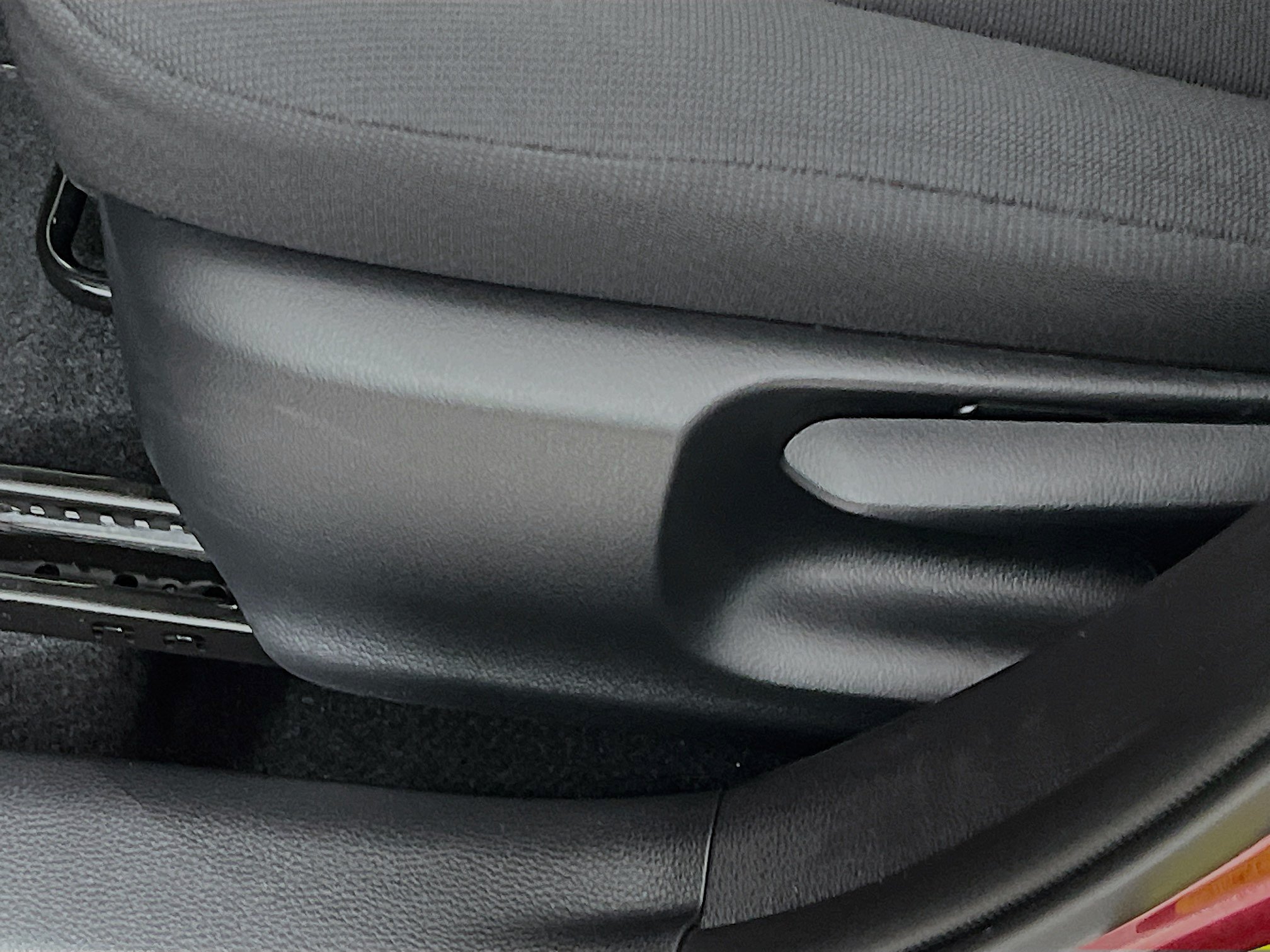 Used 2025 Toyota Corolla LE FWD image 16