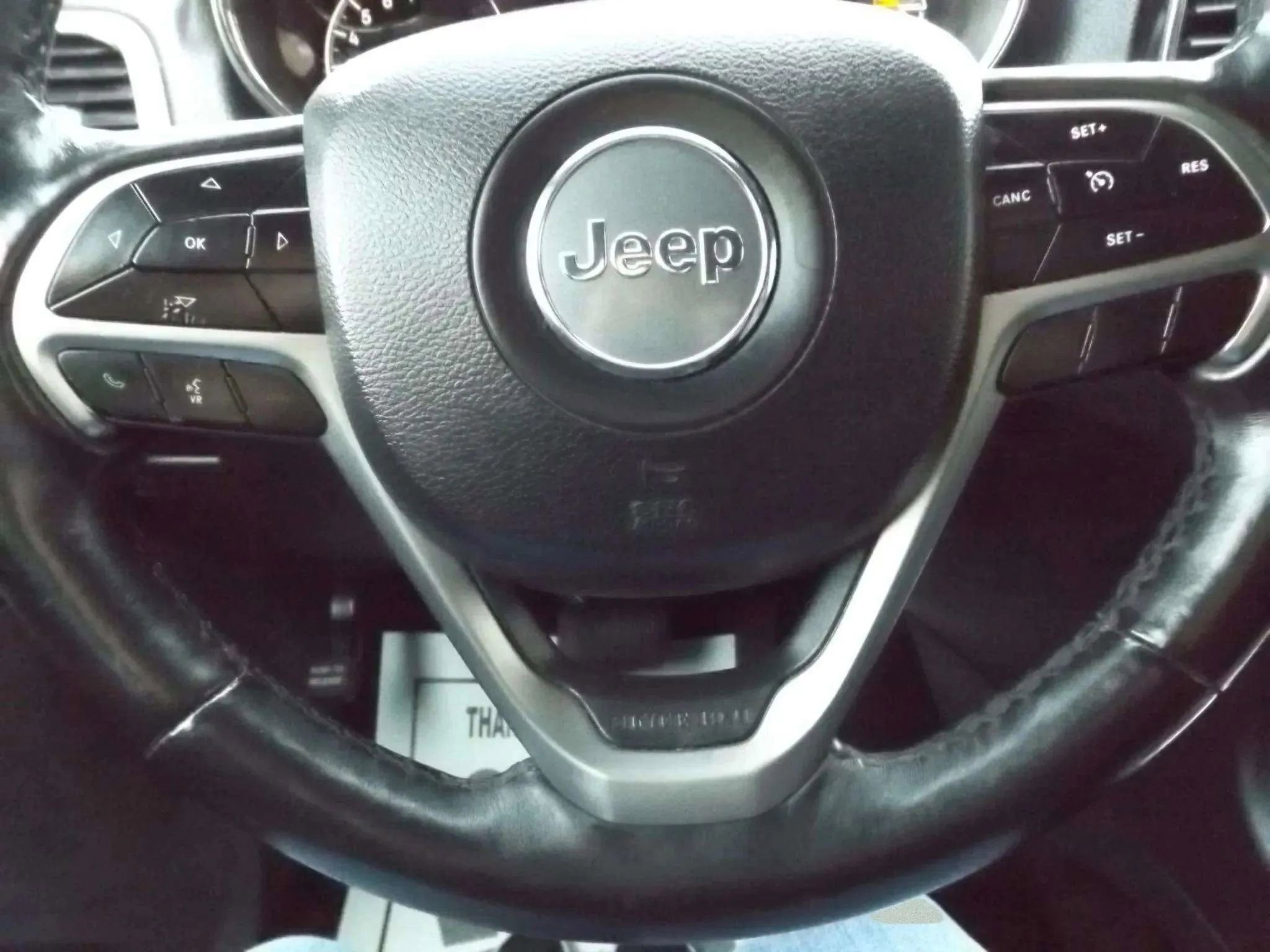 Used 2019 Jeep Grand Cherokee Limited image 24