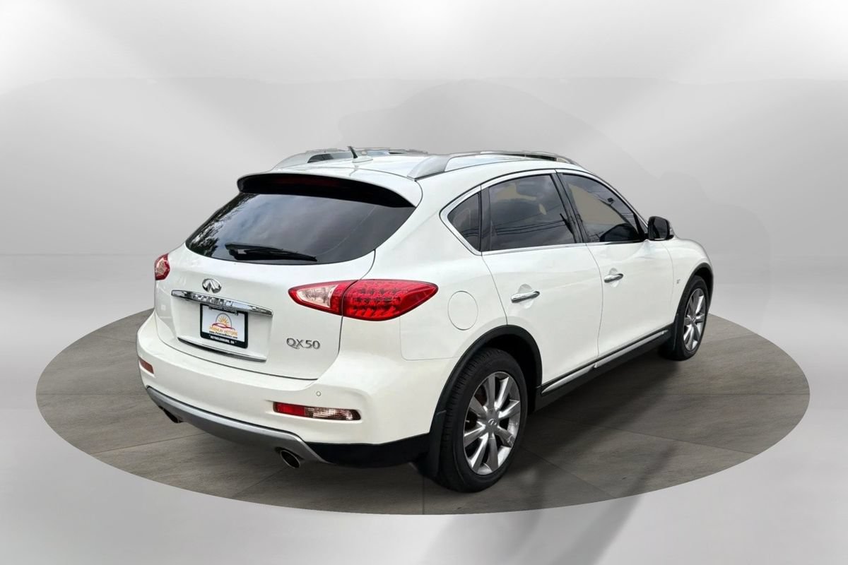 Used 2017 INFINITI QX50 AWD w/ Premium Plus Package image 5