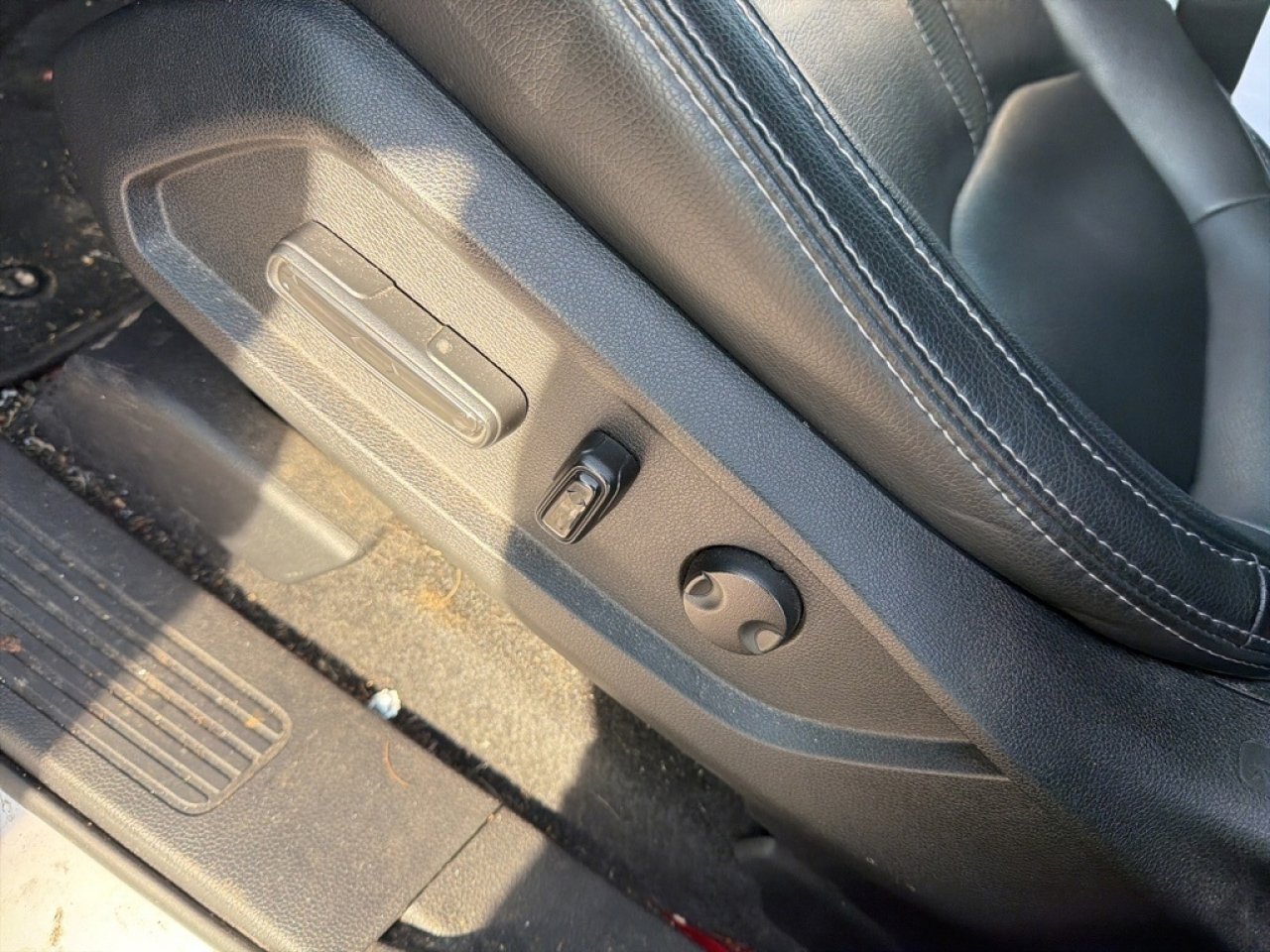 Used 2023 Honda Pilot EX-L image 9