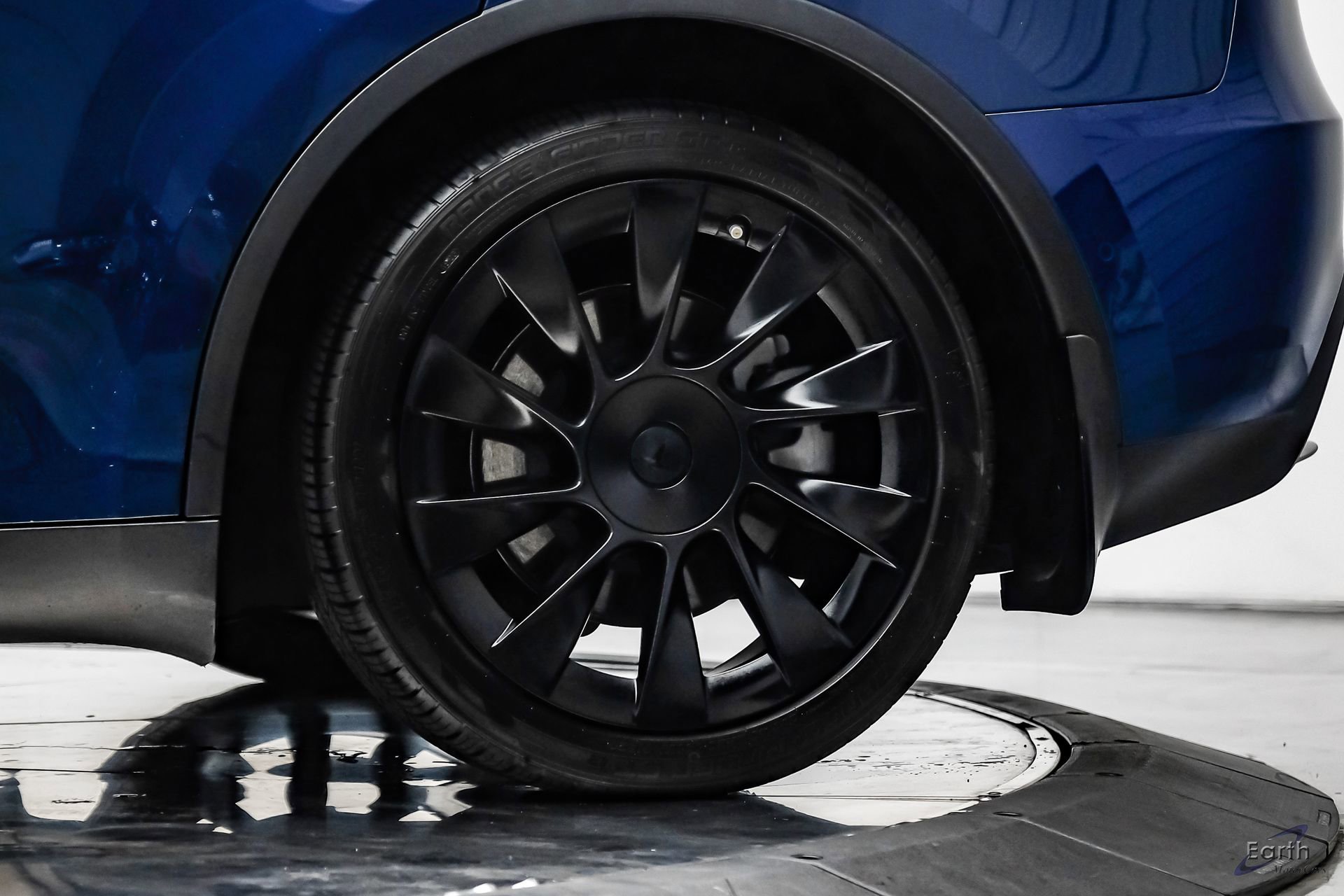 Used 2021 Tesla Model Y Long Range AWD/4WD image 73