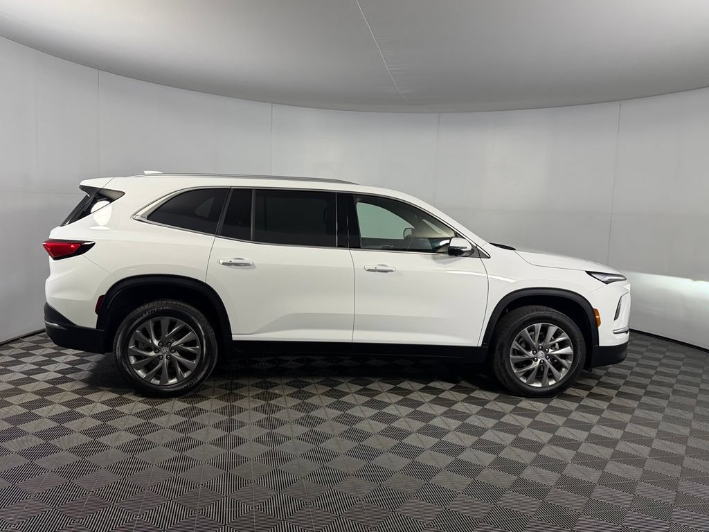 Used 2026 Buick Enclave Preferred FWD image 8