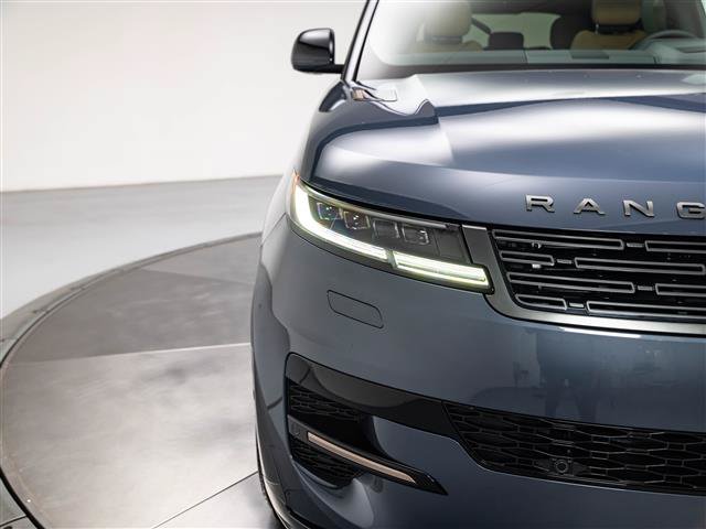New 2026 Land Rover Range Rover Sport Dynamic SE AWD/4WD image 10