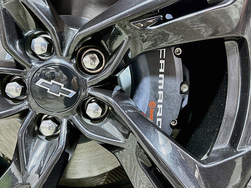 Used 2022 Chevrolet Camaro LT RWD image 34