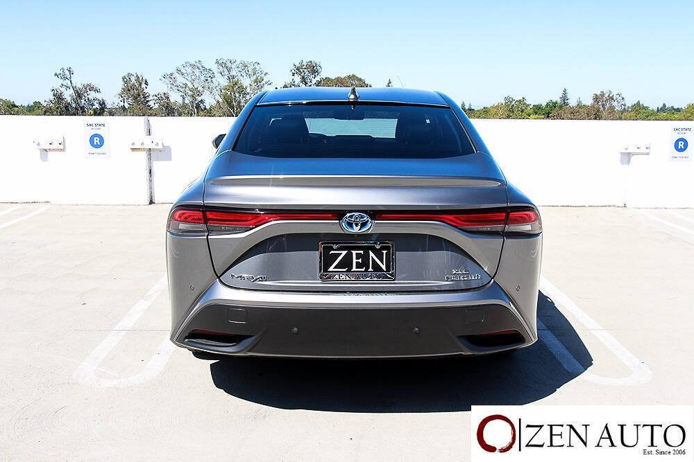 Used 2022 Toyota Mirai w/ Advanced Technology Package RWD image 10