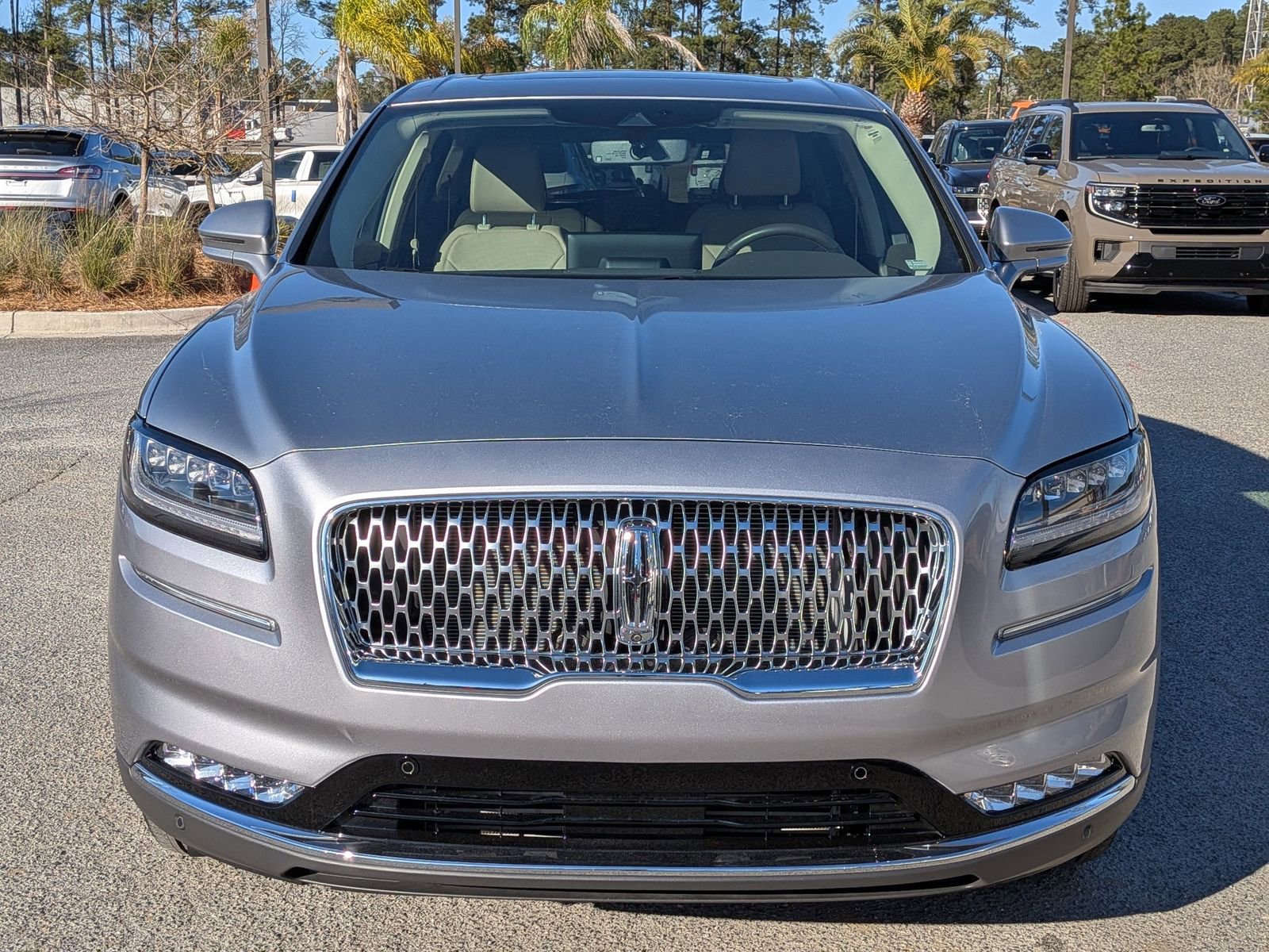 Certified 2023 Lincoln Nautilus Reserve w/ Equipment Group 202A image 10