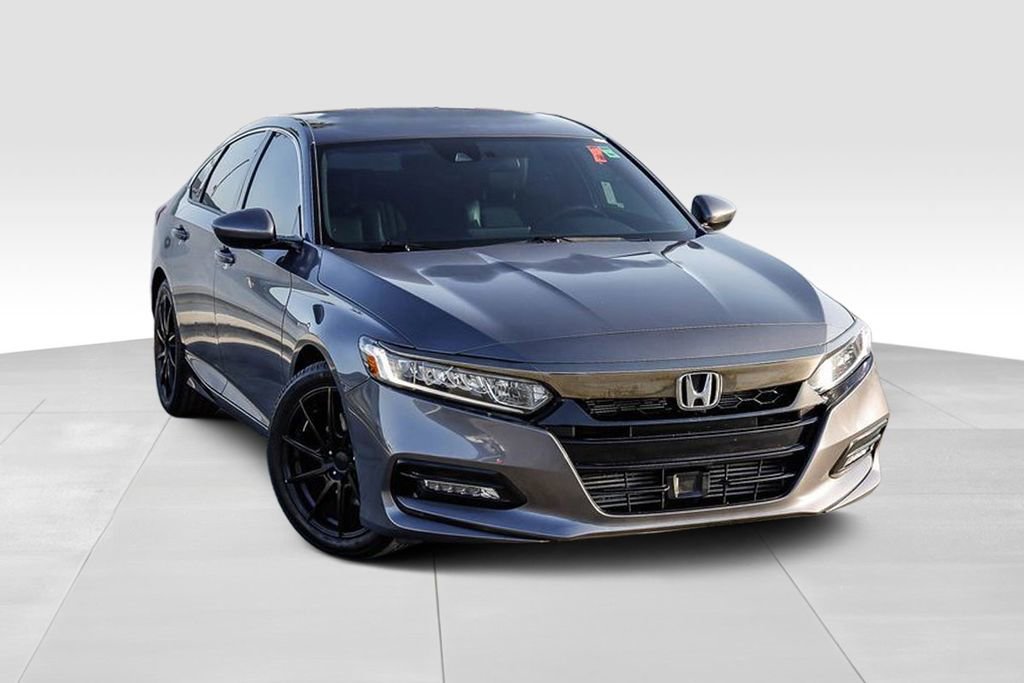Used 2018 Honda Accord Sport image 2