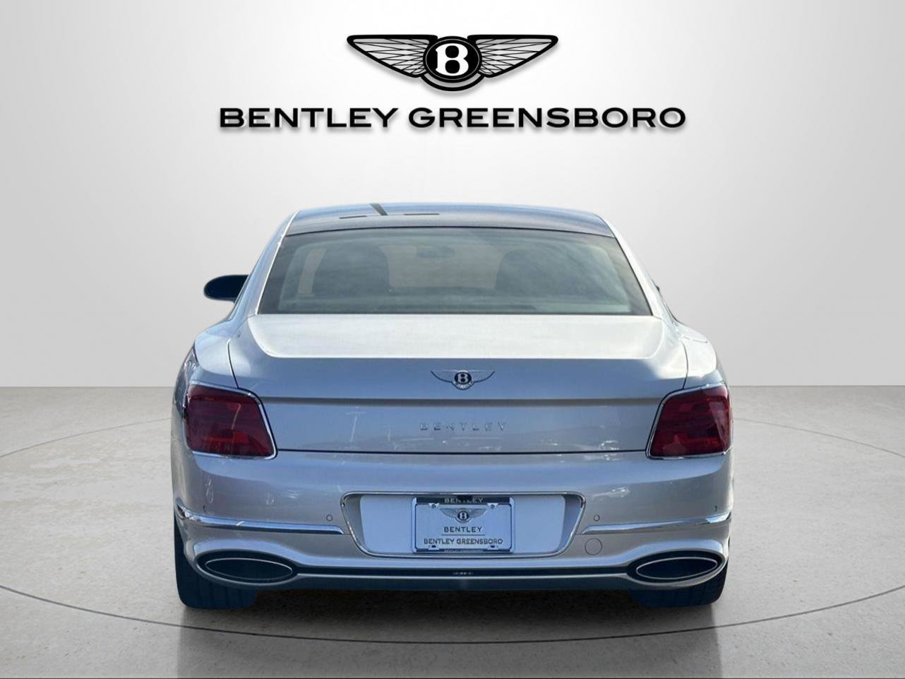 New 2026 Bentley Flying Spur V8 AWD/4WD image 9