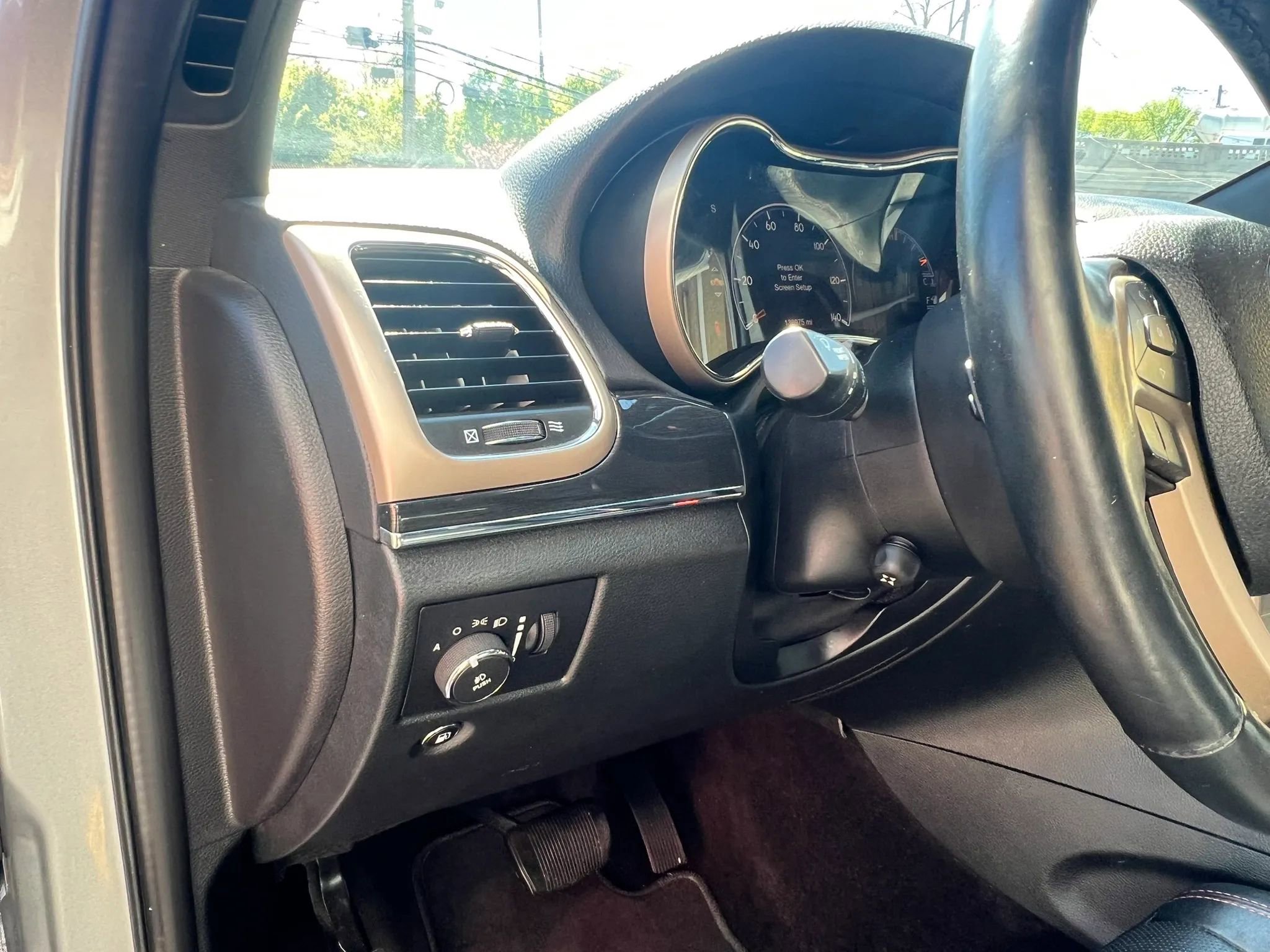 Used 2016 Jeep Grand Cherokee Limited 75th Anniversary AWD/4WD image 14