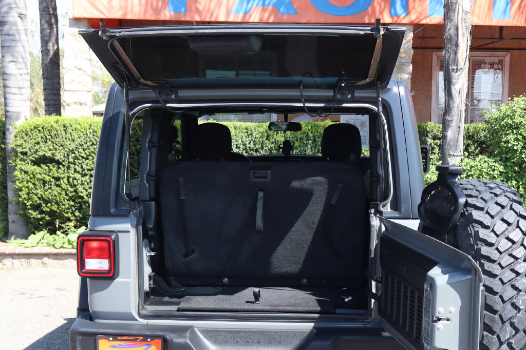 Used 2021 Jeep Wrangler Sport AWD/4WD image 8