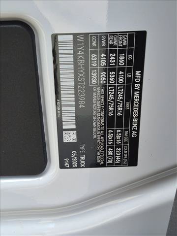 Used 2025 Mercedes-Benz Sprinter 2500 image 25