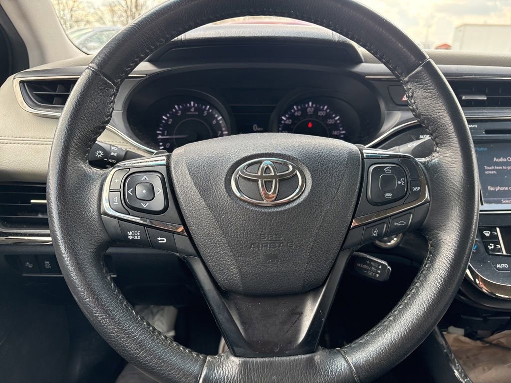 Used 2018 Toyota Avalon XLE w/ All Weather Liner Package image 21