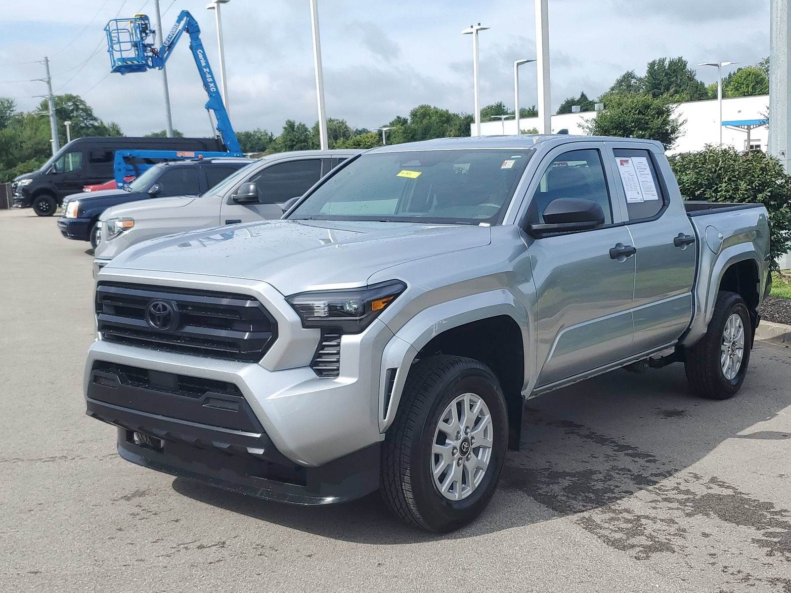 Certified 2024 Toyota Tacoma SR RWD image 2