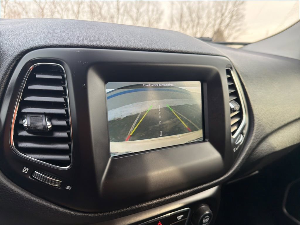 Used 2019 Jeep Compass Latitude w/ Popular Equipment Group image 29