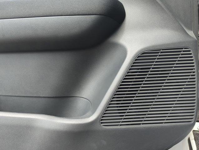 Certified 2025 Nissan Kicks S FWD image 27