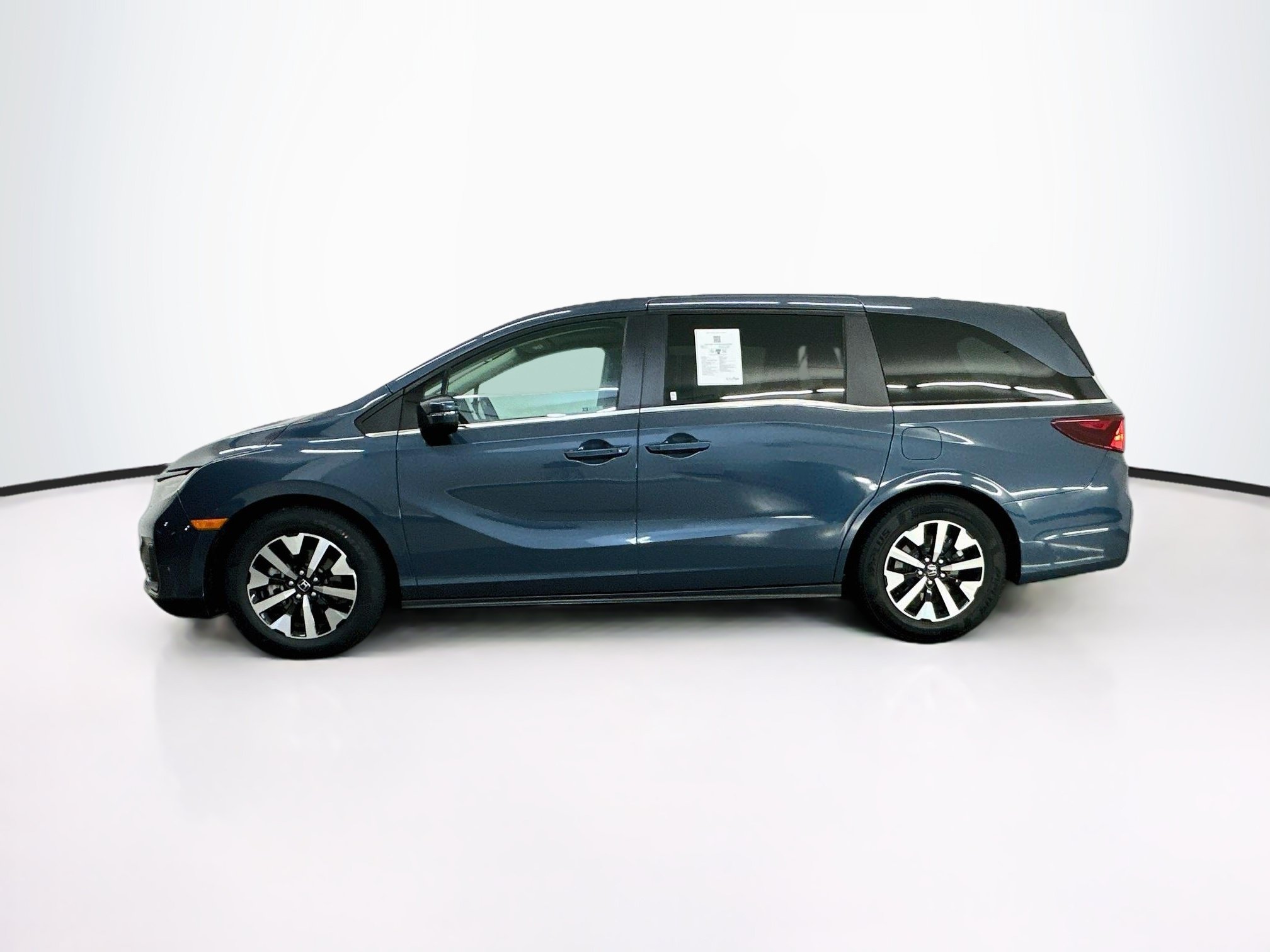 Used 2025 Honda Odyssey EX-L image 4