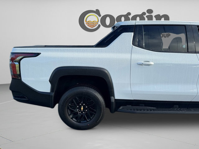 New 2026 Chevrolet Silverado EV LT image 9