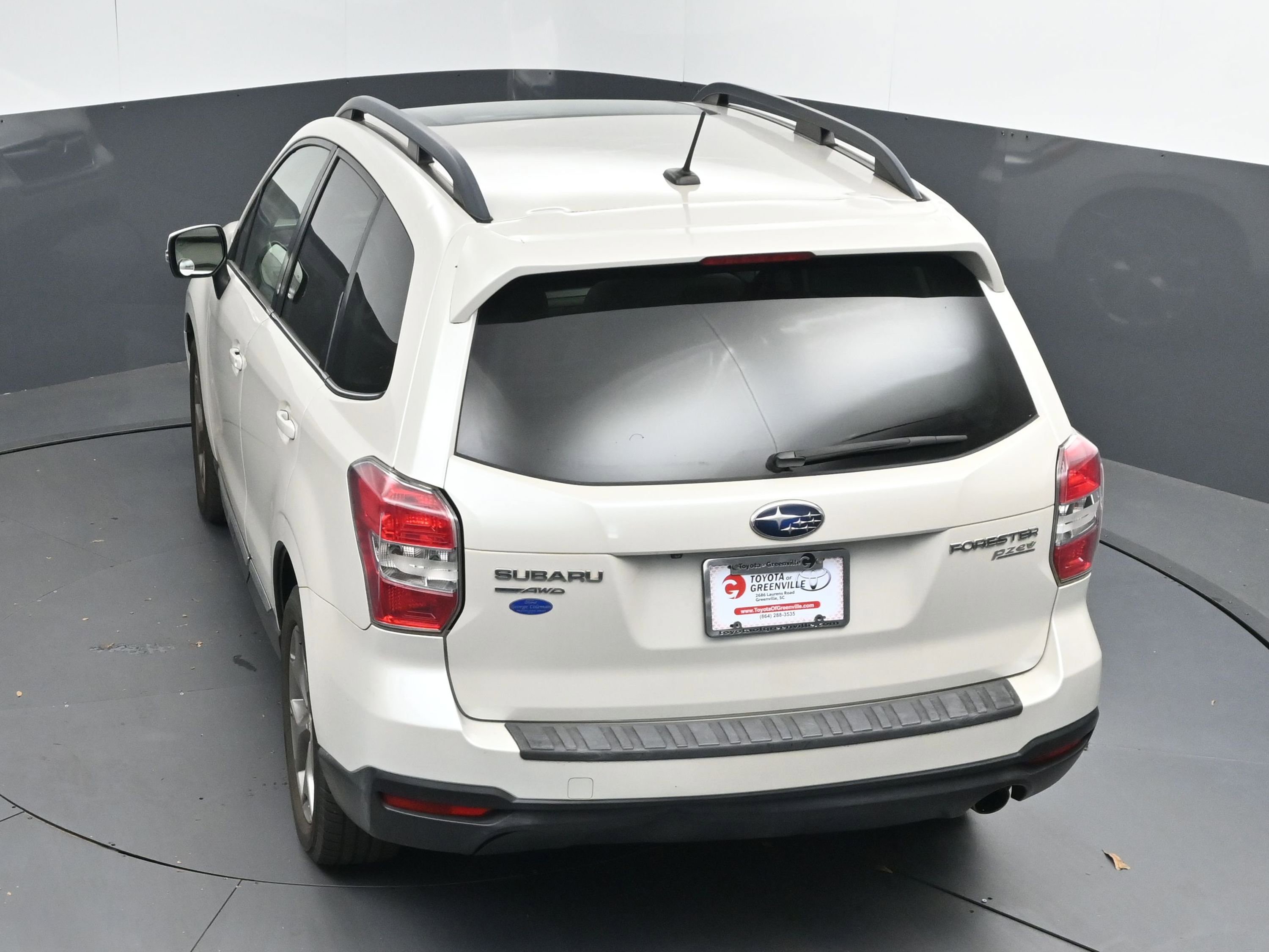 Used 2015 Subaru Forester 2.5i Touring w/ Eyesight & Navigation System image 34