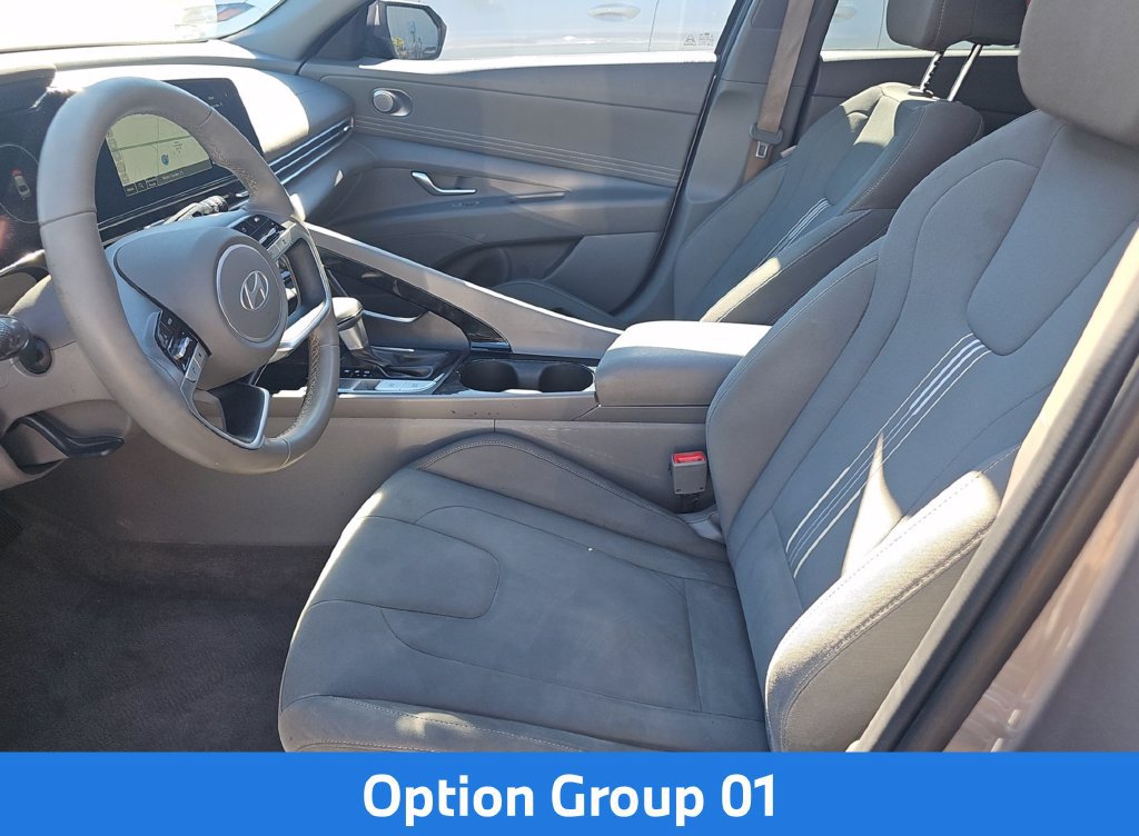Used 2025 Hyundai Elantra SEL w/ Cargo Package FWD image 8