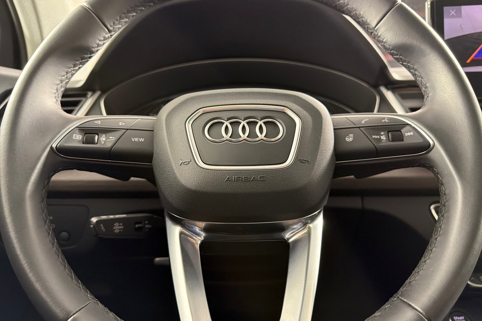 Used 2023 Audi Q5 2.0T Premium w/ Convenience Package image 22