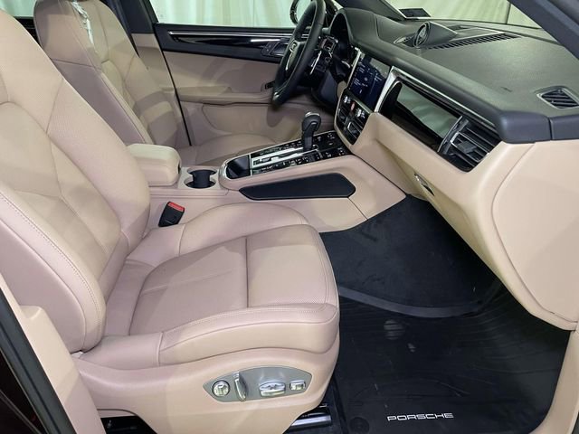 New 2026 Porsche Macan AWD/4WD image 23