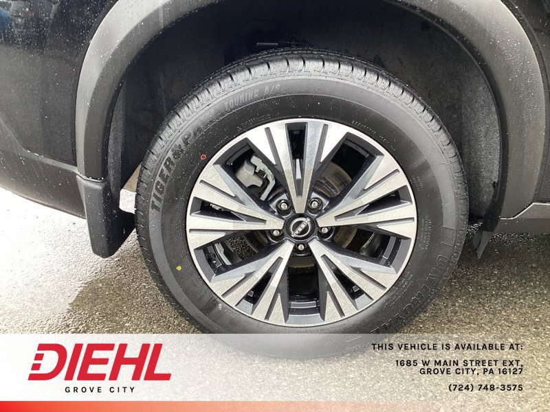 Used 2023 Nissan Rogue SV AWD/4WD image 9