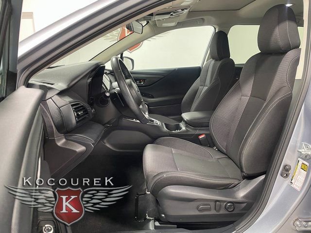 Used 2023 Subaru Outback Premium image 11