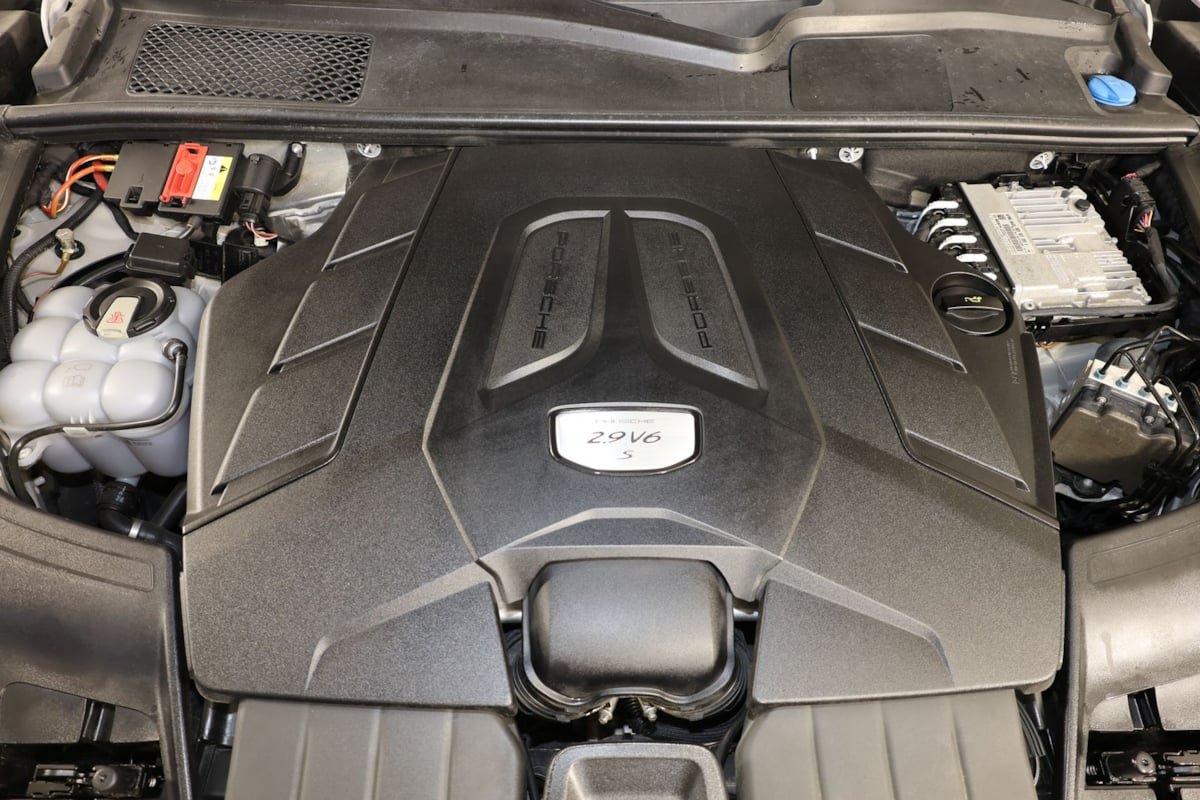 Used 2020 Porsche Cayenne S AWD/4WD image 36