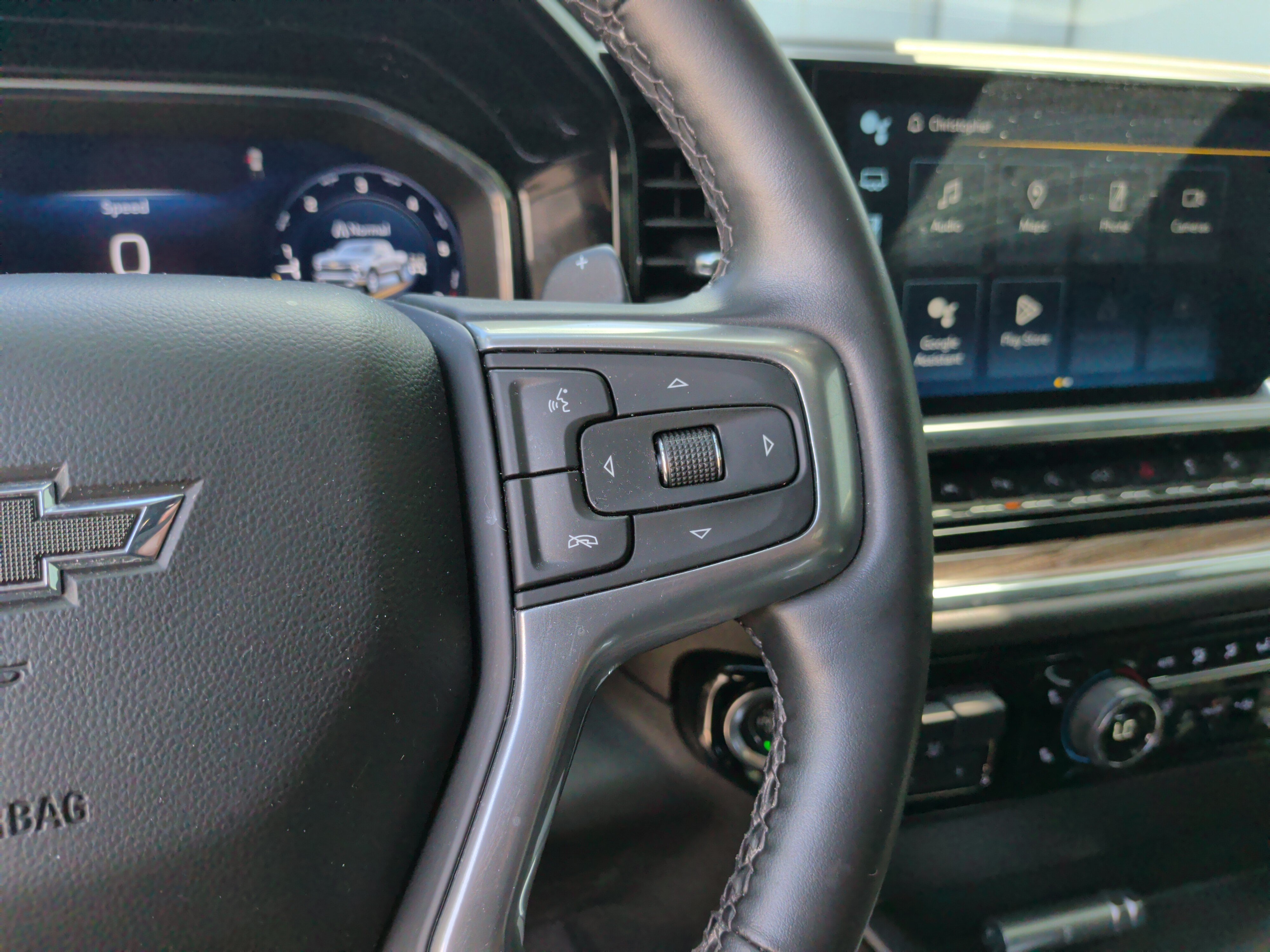 Used 2024 Chevrolet Silverado 1500 RST AWD/4WD image 19