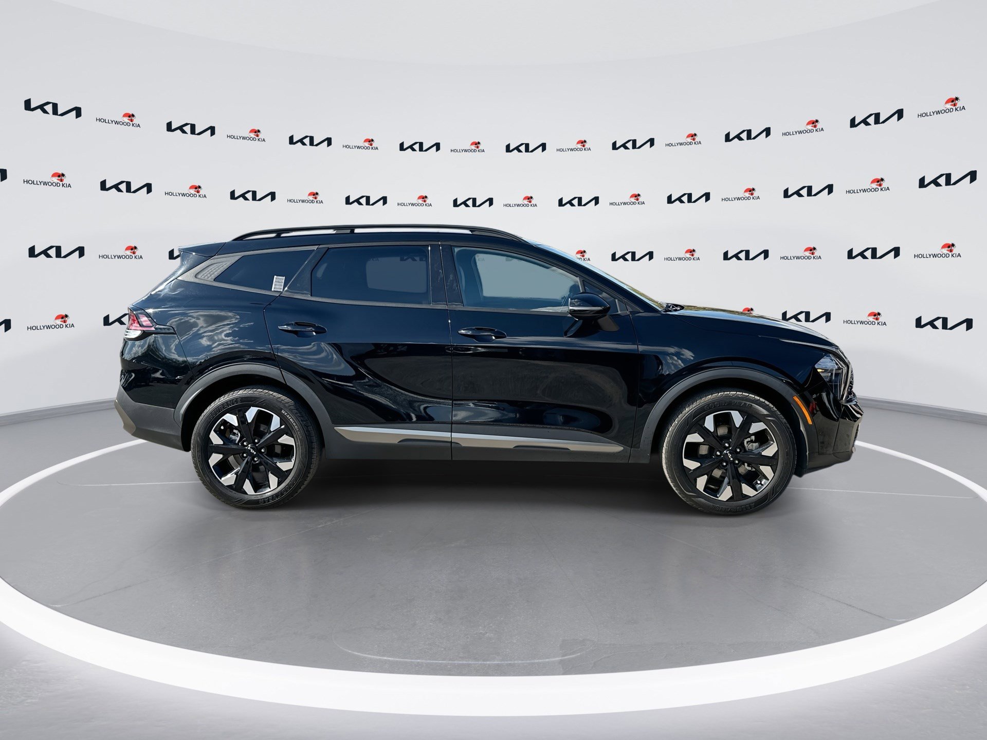 Used 2023 Kia Sportage X-Line w/ X-Line Premium Package image 9