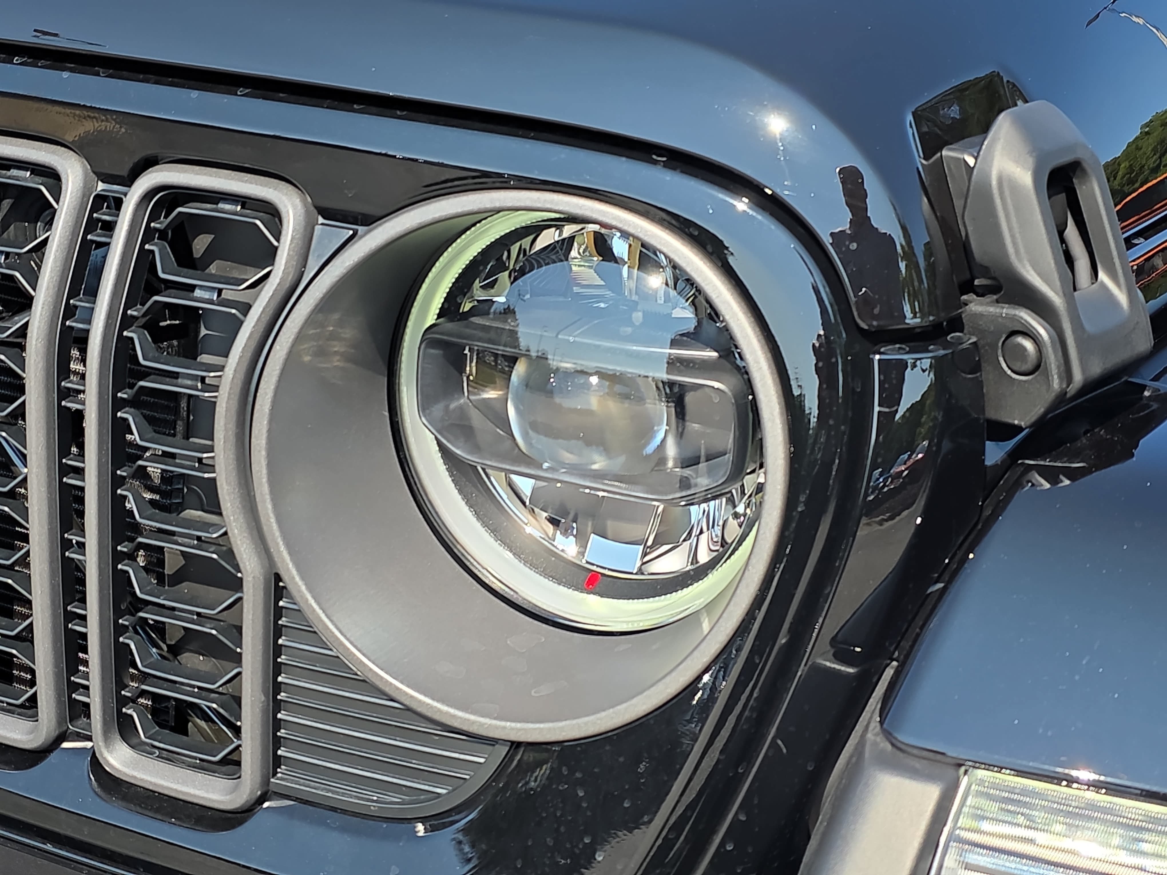 New 2026 Jeep Gladiator Sport AWD/4WD image 28
