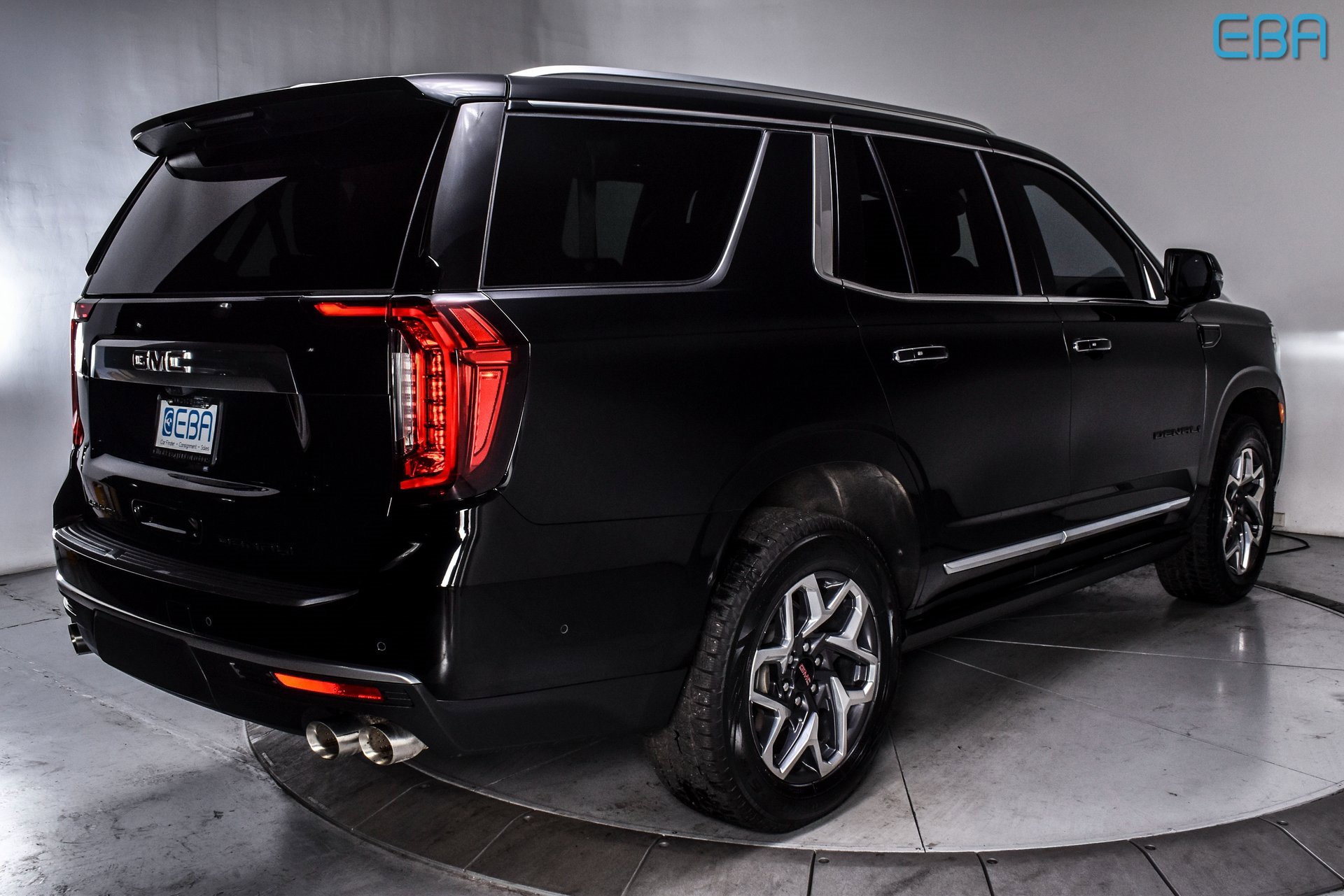 Used 2023 GMC Yukon Denali image 4