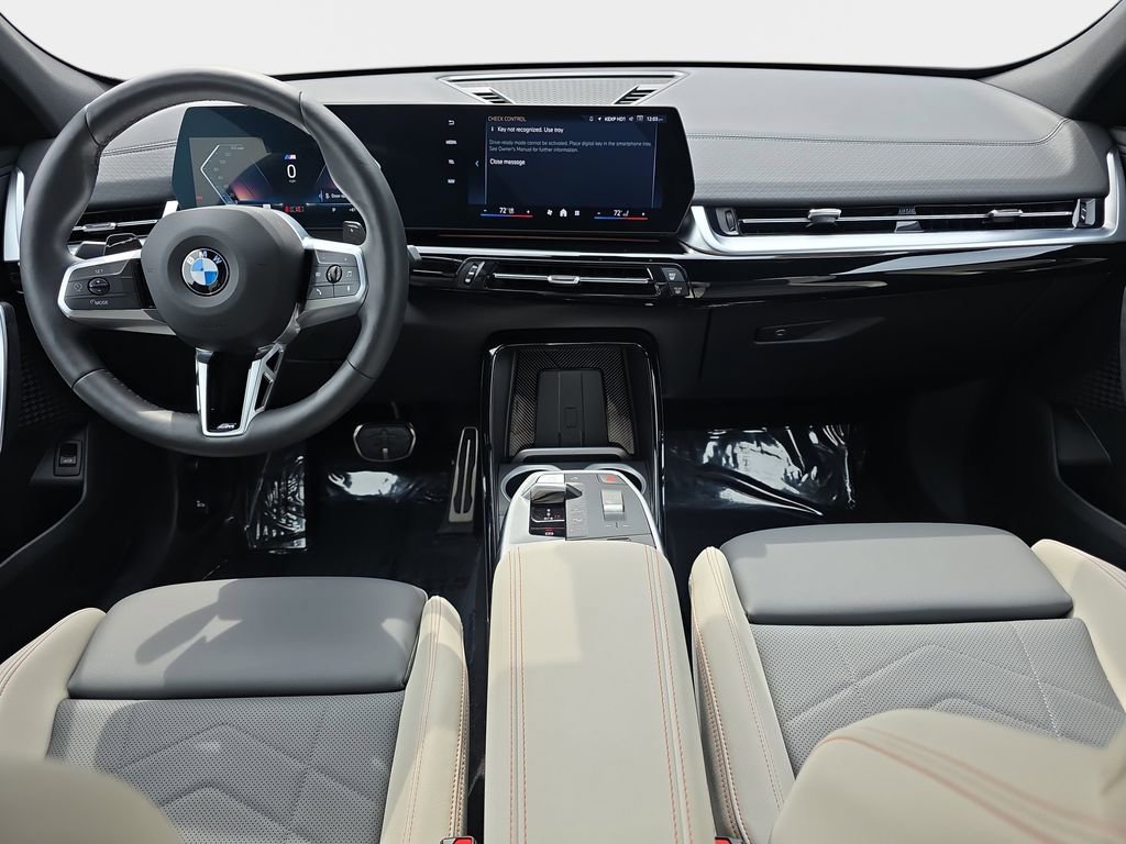 Used 2025 BMW X2 xDrive28i w/ M Sport Package AWD/4WD image 10
