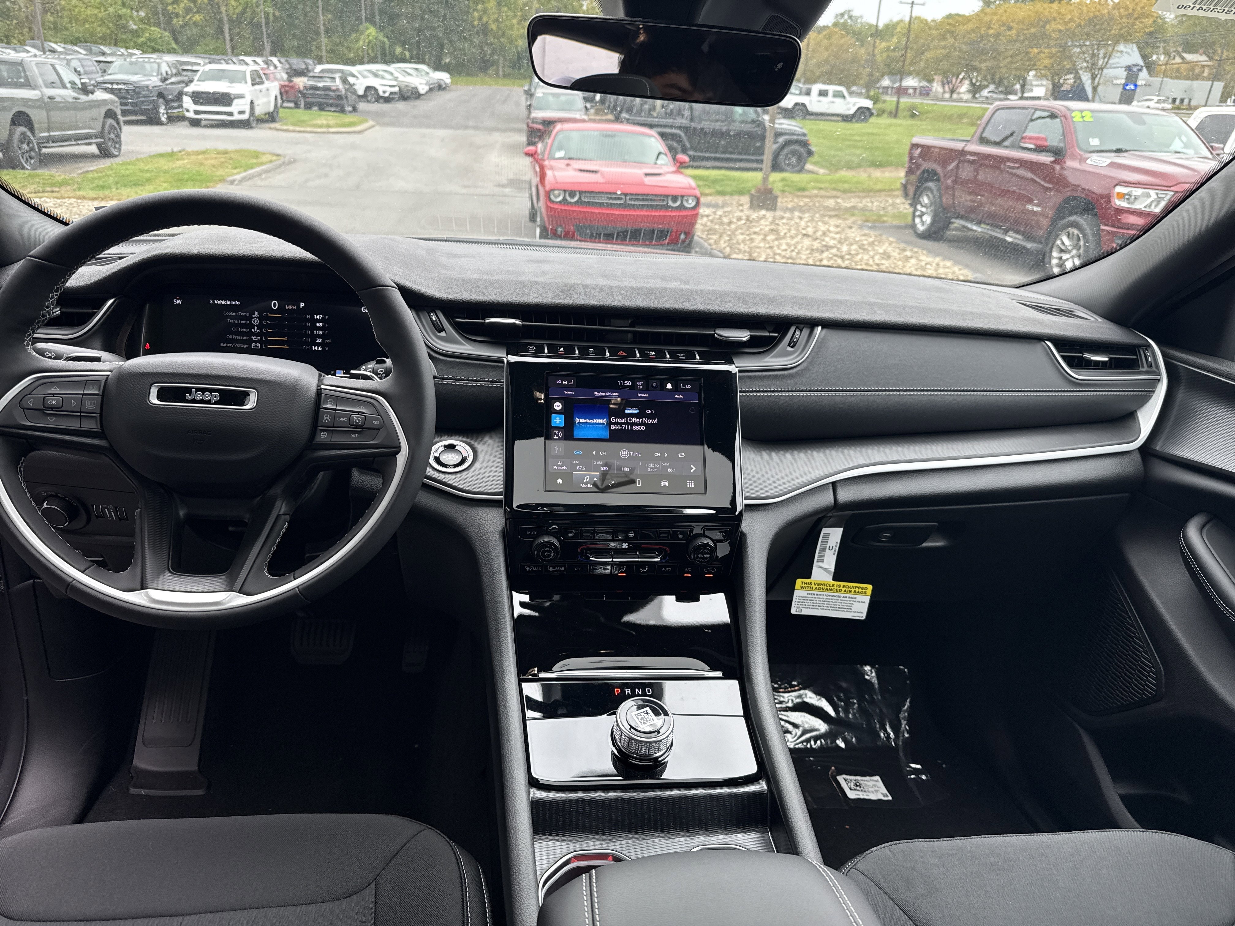 New 2025 Jeep Grand Cherokee Laredo X w/ Luxury Tech Group I AWD/4WD image 14