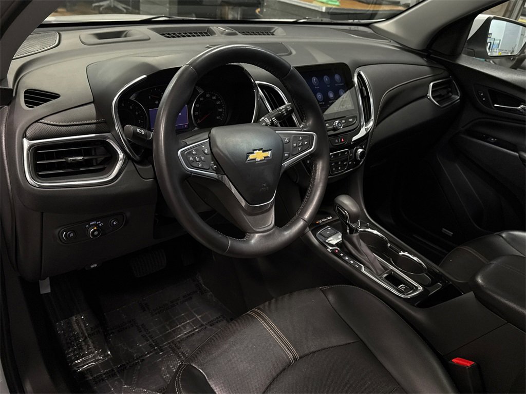 Used 2022 Chevrolet Equinox Premier image 6