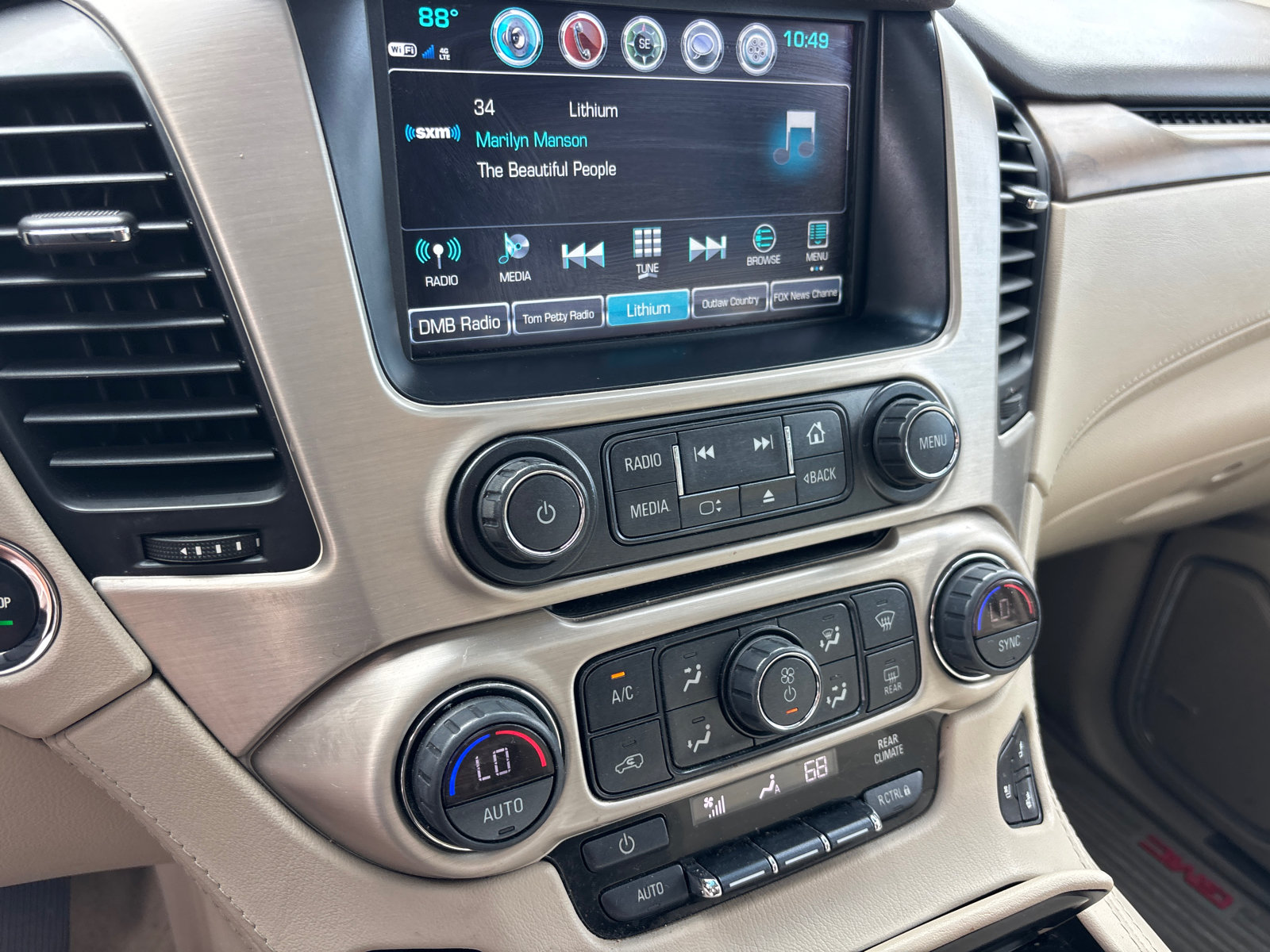 Used 2019 GMC Yukon Denali w/ Denali Ultimate Package AWD/4WD image 20