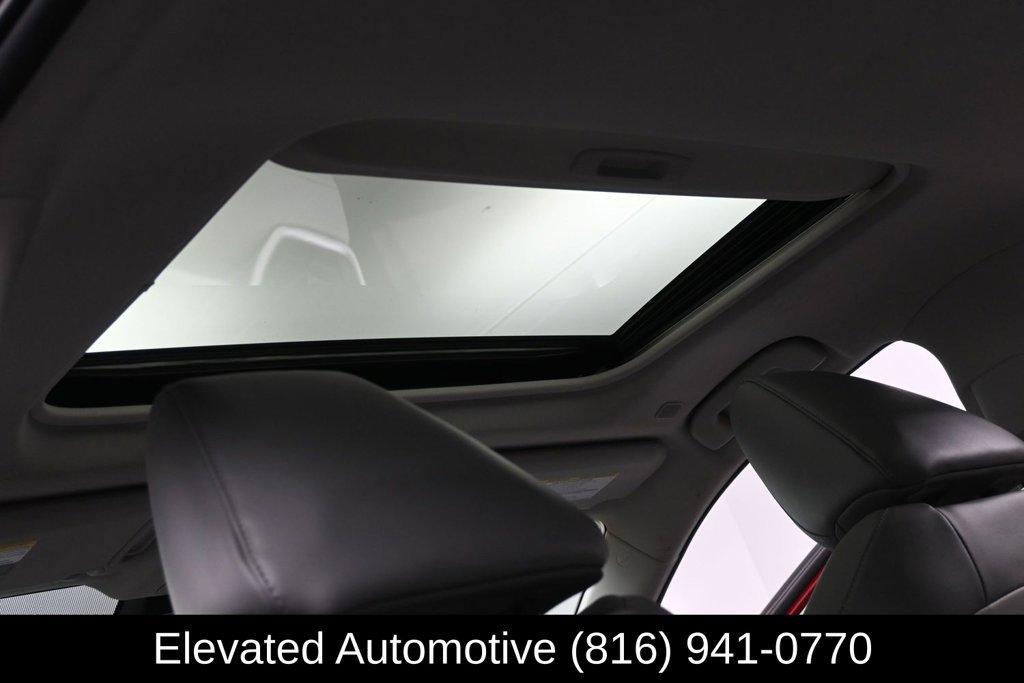 Used 2023 Toyota RAV4 XLE Premium AWD/4WD image 24
